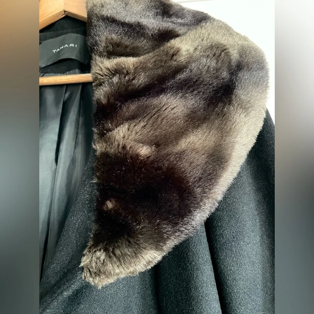 Tahari Black Wool Blend Coat with Brown Faux Fur Collar - Picture 7 of 10